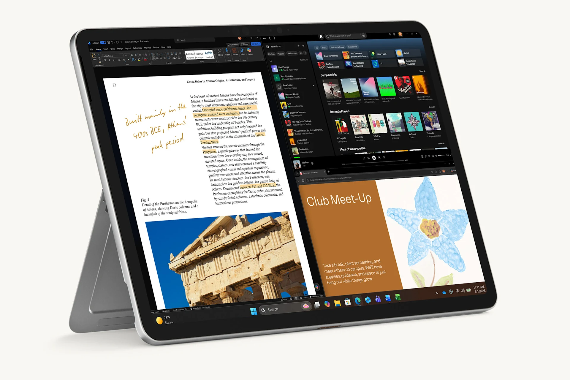 Surface Pro 12, 12 cali, w kolorze platynowym z rozłożoną podpórką